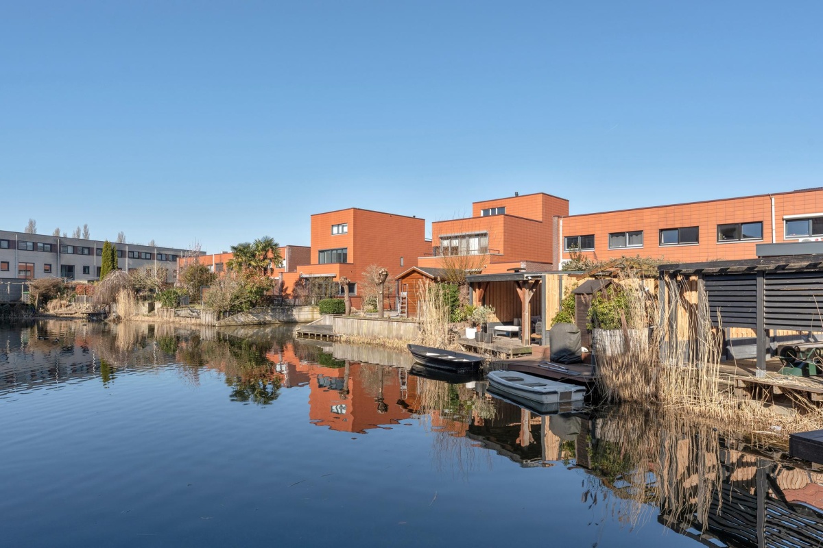 Amelanderoog 8 , BARENDRECHT
